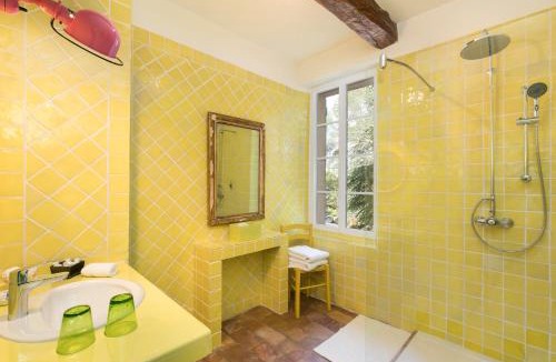 Saint-Antonin-du-Var Bed & Breakfast | Domaine du Clos d'Alari-chambres d'hôtes au milieu des vignes