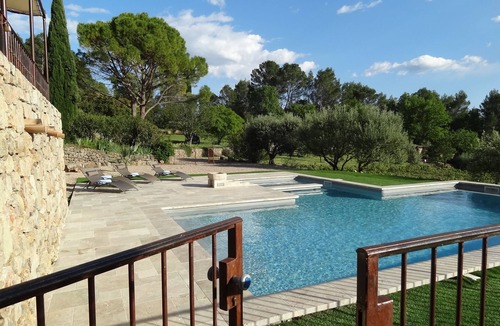 Lorgues Villa | Domaine in Provence, vinyard