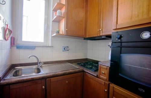 Rione XVIII Castro Pretorio Apartment | Domi 10 Apartment, Stazione Termini, Via Curtatone 12