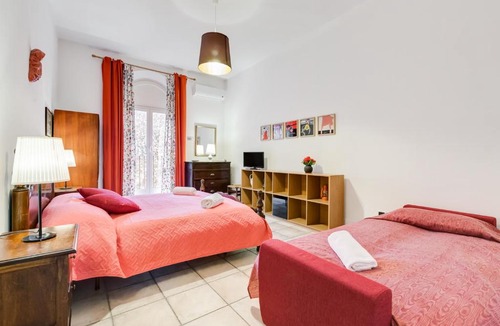 Rione XVIII Castro Pretorio Apartment | Domus Ricca Termini