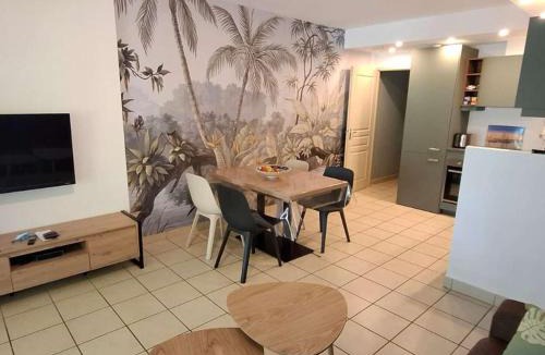 Les Hauts de Canet Apartment | Duplex T3 climatisé avec WiFi et parking à Canet-en-Roussillon - FR-1-696-85