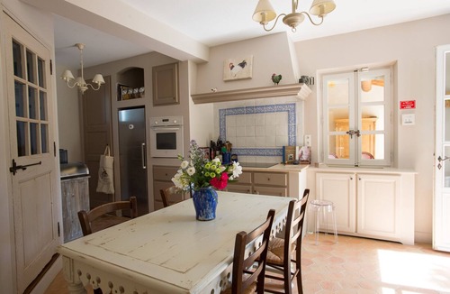 Saint-Andiol Other | Elegant country house, air-conditioning, 6 bedrooms, tennis court, heated pool,