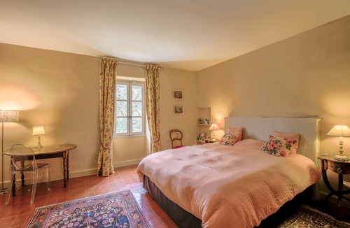 Saint-Andiol Other | Elegant country house, air-conditioning, 6 bedrooms, tennis court, heated pool,
