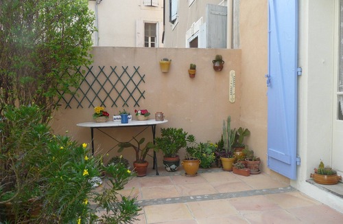 Embres-et-Castelmaure House | Embres. Vast, pretty traditional house, renovated stone, welcoming, superb area