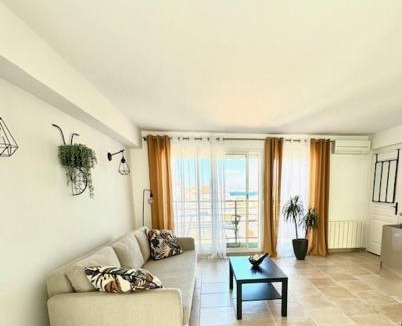 7th Arrondissement Apartment | Endoume mon Amour