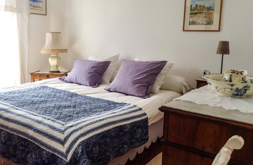 Bonnieux House | Enjoy the quietness and the beautifil views surrounding this authentic farm.