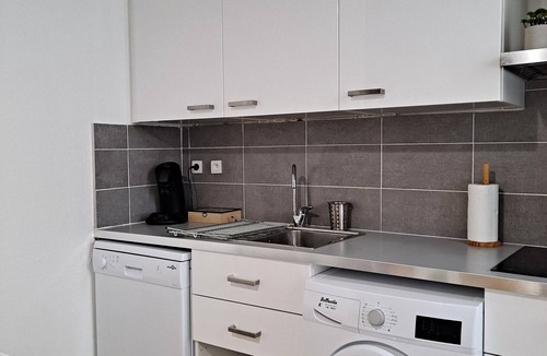 Faubourg Apartment | Entire apartment in the center of Nîmes