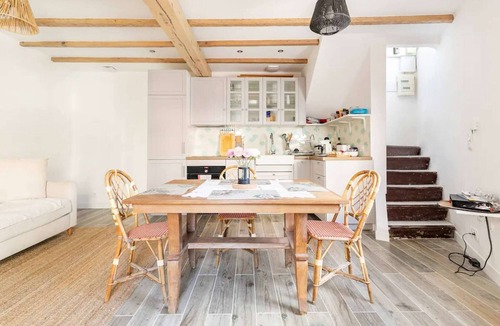 La Belle de Mai House | Entire House at your disposal