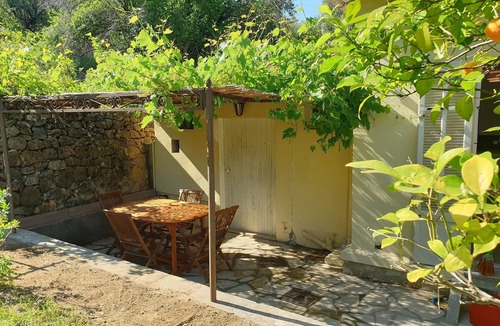 Les Baraques House | Entire villa in Mougins. Villa at Mougins.
