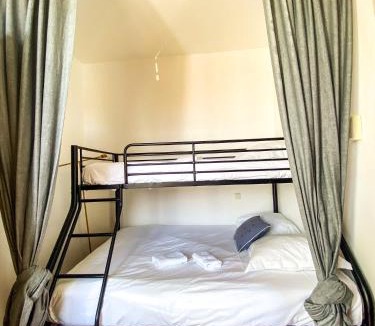 Capestang Bed & Breakfast | Entre Midi - Maison d'Hôtes - B&B