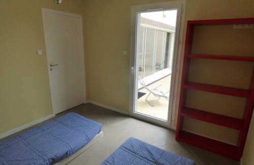 Alignan-du-Vent Villa | Escale Idéale : Villa avec Spa & Piscine Privée