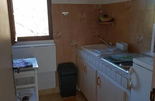 Greoux-les-Bains Apartment | Etoile Lou Cigaloun Ana Location