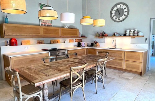 St.-Remy-de-Provence House | Exceptional Mas in Saint-Rémy: Heated Pool, Olive Grove & Concierge Services