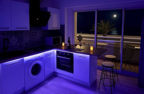 Canet-Plage Apartment | Exceptional Sea View – Sunrise Guaranteed!