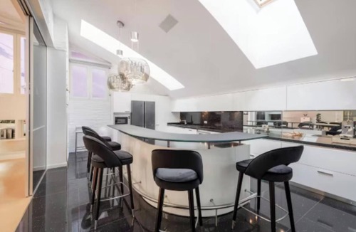 Acquabella Apartment | Experience Unparalleled Luxury in This Prestigious Apartment