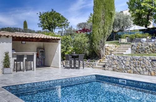 Le Rouret Villa | Fabulous villa with sea and mountain views between Valbonne and St Paul de Vence