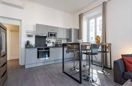 Centre Ville-Gare Apartment | Family-Friendly Apartment in the Heart of Nice – Walk Everywhere