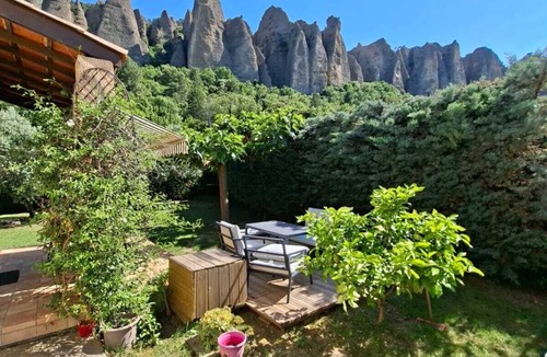 Les Mees House | Family home between Provence and the Alps