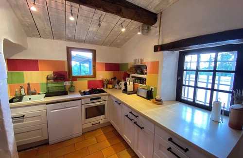 Pierrerue House | FAMILY HOME IN THE LUBERON REGION NEAR FORCALQUIER