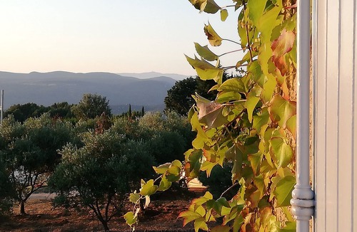 Roussillon Villa | Family home, pool, panoramic village view, airy hillside in summer