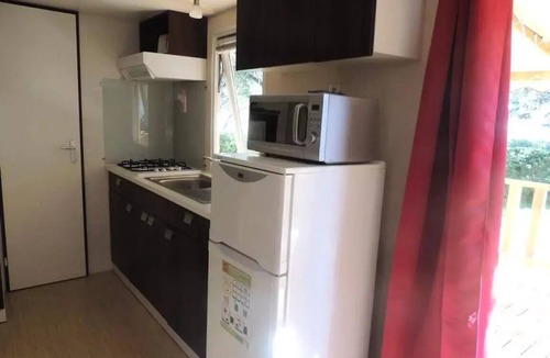 Boisseron House | FAMILY PLUS Comfort Mobile Home, 32 m², 4 rooms, TV INCLUDED, check-in/check-out on Saturday, sleeps 6