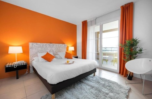 Mougins Hotel | Family Ready Room w/Living Area | Ideal Location Close to Cannes Beach