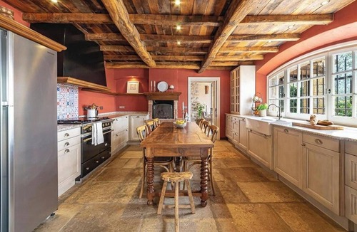 Chateauneuf-Grasse House | Family villa with pool overlooking Cannes bay