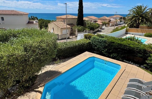 Sausset-les-Pins Villa | Family Villa Provence 5BR 12p — Sea View, Private Pool, A/C — 3min walk to beach