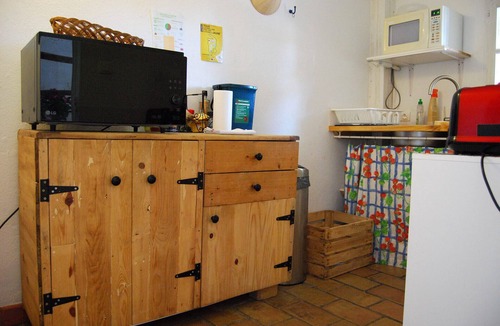 Salon-de-Provence House | Farmhouse, swimming pool, billiards, trampoline, table soccer, bowling green