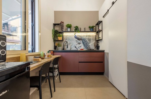 Borgo Vecchio Apartment | Fiorelli 17 - Blue Peafowl Studio with Private Terrace and Wi-Fi