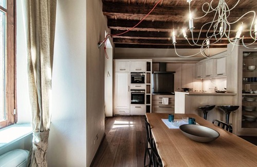 Como City Centre Apartment | First - My Home in Como