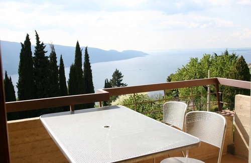 Gardola Apartment | Flat on the second floor with balcony