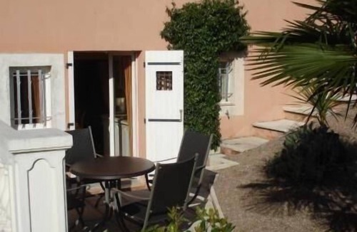 Agay Apartment | Flat "Rose" on fenced property