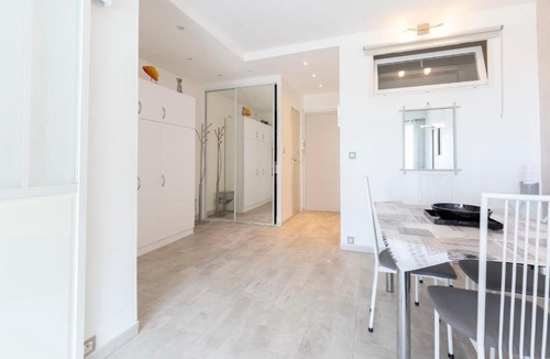 California - Pezou Apartment | Florida 35m studio with sea views close to the Croisette
