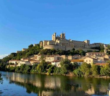 Beziers City Centre Apartment | Foch 3-Studio-Beziers centre -wifi -tv connectée
