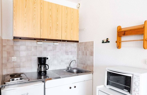 Narbonne-Plage Apartment | Beachfront Apartment, Sea View, 1 Bedroom + Cabin, 4 Guests, Parking