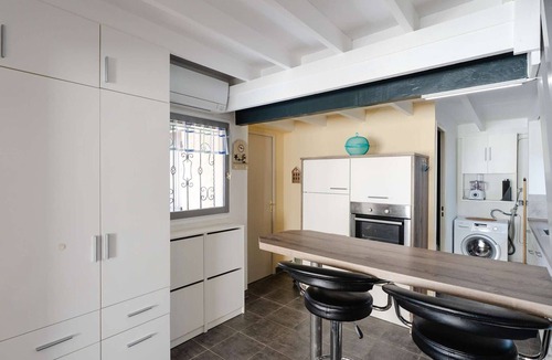 Foulquines Villa | Comfortable cottage in Narbonne-Plage with pool and parking