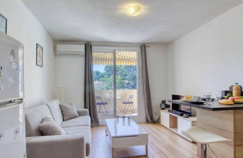 Les Lecques Apartment | Les Lavandes by Interhome