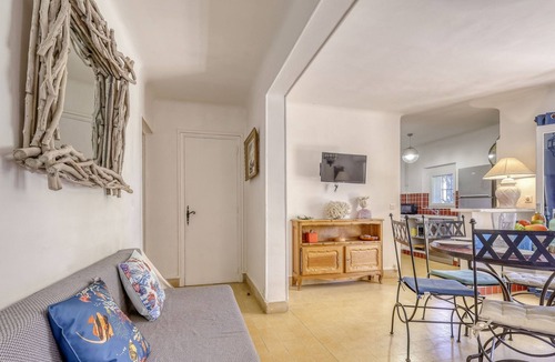 Les Lecques Apartment | Lou Jas by Interhome