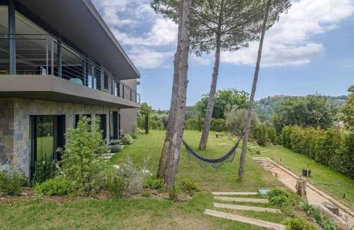 Mougins Villa | FRGK TTWHYNOT Luxury Contemporary Villa Pool, Garden & Ultra-Fast Wi-Fi