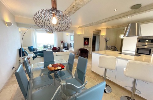 Tourrettes-sur-Loup House | Fully air-conditioned 4-star luxury village house