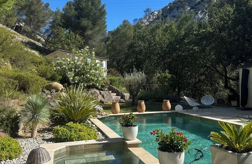 Les Pennes-Mirabeau House | Fully equipped Provencal villa