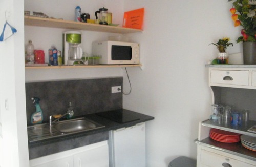 Malijai Apartment | Fully equipped air-conditioned studio