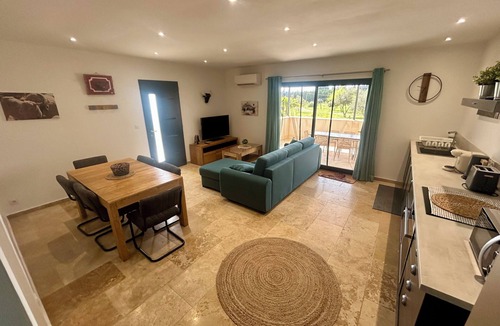 Arles House | Gîte à la Ferme Avec Spa