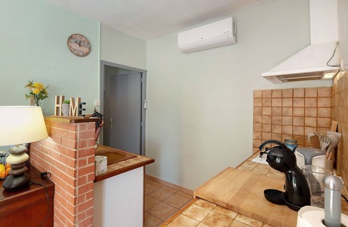 Brissac House | Gîte Aux Portes Des Cévennes: Mountain View, Wi-Fi, Air Conditioning