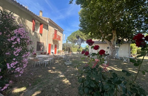 Aigues-Mortes Apartment | Gîte de la Cave Charme provençal avec jardin à Aigues-Mortes