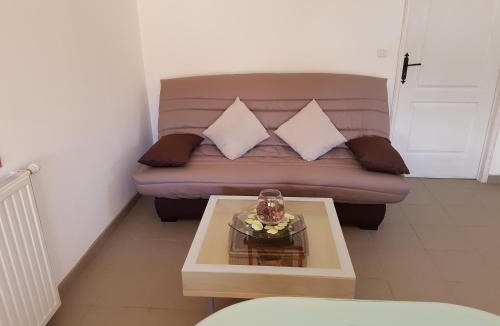 Caux Apartment | Gîte "des trois terrasses" piscine, clim