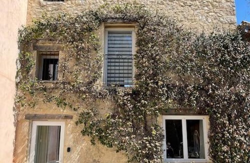 Reillanne House | Gîte Le Nathalie Meublé de tourisme 4 étoiles Le Moulin de Prédelles