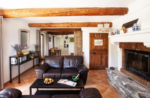 Castellet House | Gîte St Roch en Luberon