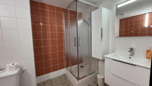 Aiguerelles Apartment | Garcia Lorca - Joli Studio - Tramway